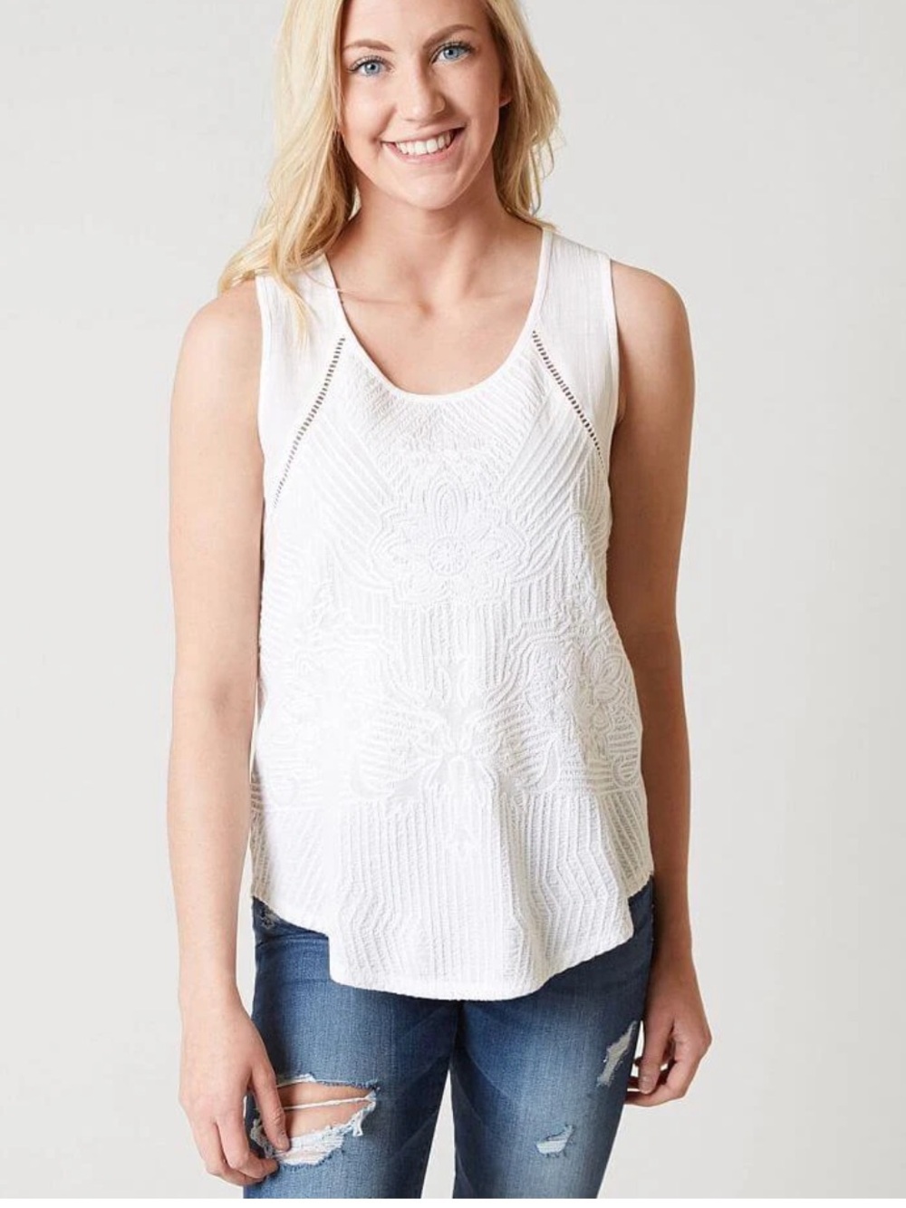 White Lucky Brand Embroidered tank top Size Medium